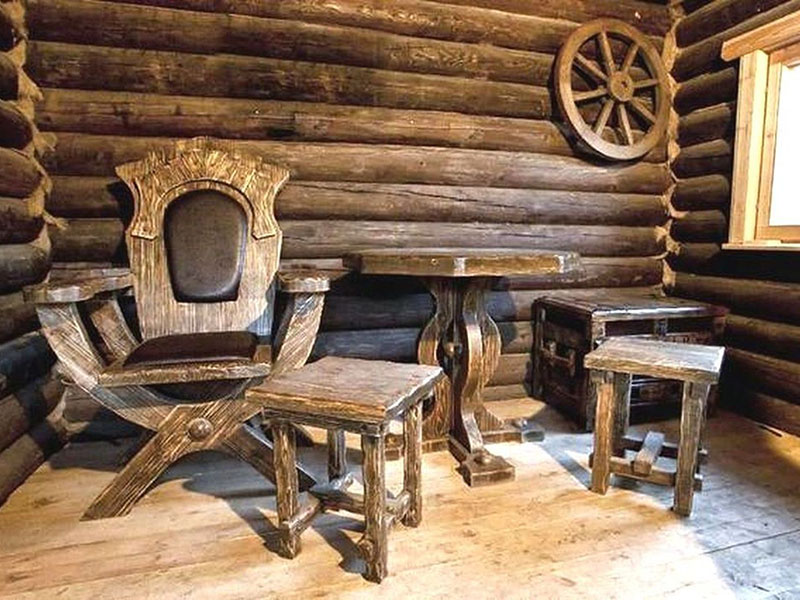 Деревянная мебель под старину, мебель из массива в Краснодаре